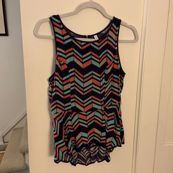 Colorful peplum top - Picture 1 of 3